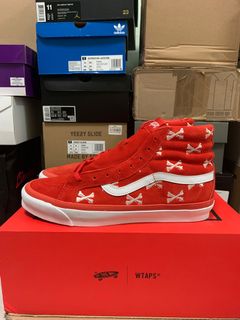 (Category: ) located in . Submitted by brucewaynegaragesales (Listing ID 1100294655, Image 1). Description: .