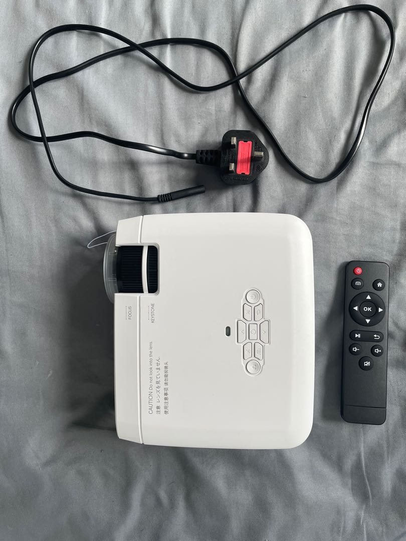 VIUIO D40W Mini Projector Screen Mirroring Sync Display for Phones LCD