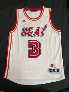 由 lebron0513 (刊登 ID 1100348108，圖片 1) 提交，位於 的 (類別：)，說明：。