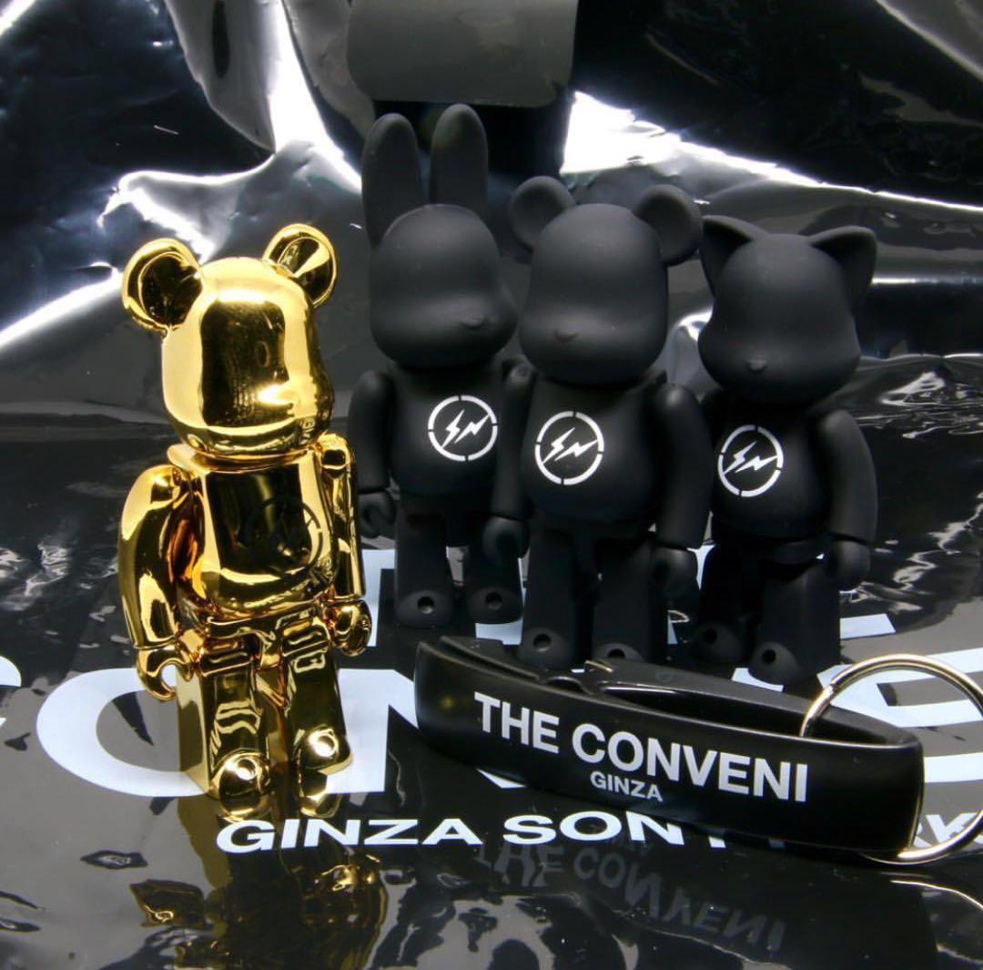 貓耳Fragment design x The CONVENI bearbrick 100% be@rbrick