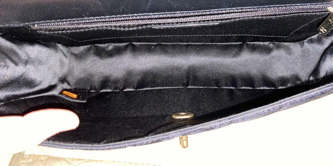 Chanel vintage black nylon flap bag Matte gold hardware !, Luxury