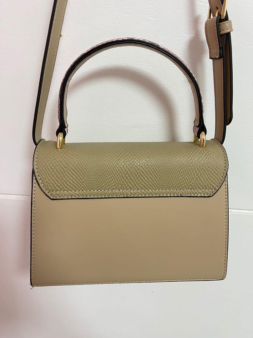 Charlotte Reid Shoulder Sling bag