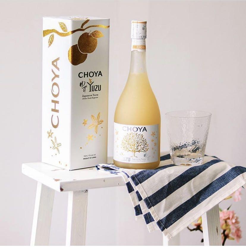 市場 CHOYA 750ml 専用カートン入り お酒 贈答 ギフト 贈り物 プレゼント お返し 誕生日 チョーヤ ゆず酒 お礼 YUZU 土産  リキュール
