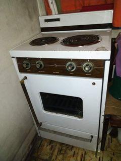 Electric Cooking Range with Oven