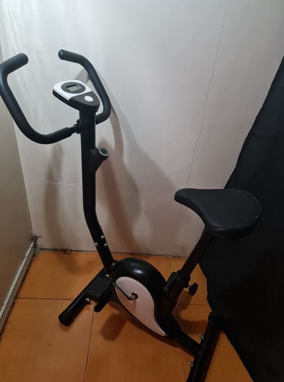 Exercise bike already assembled, Sports Equipment, Exercise & Fitness