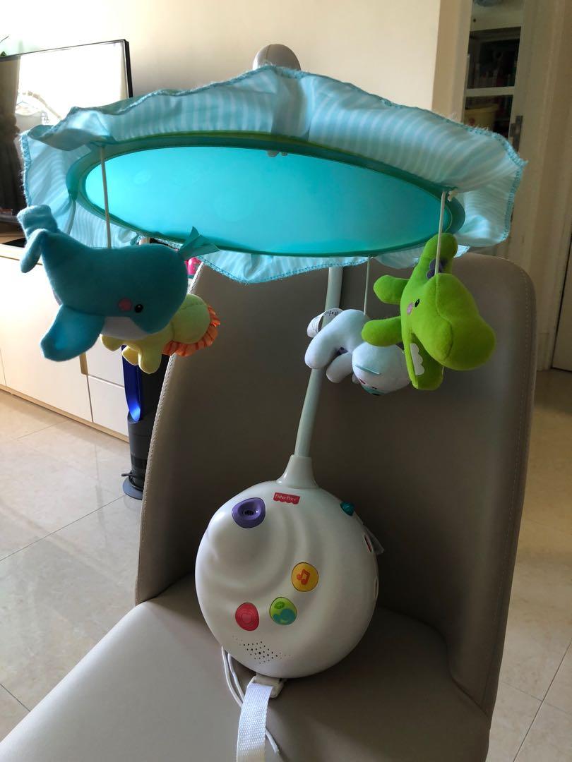 Fisher price mobile crib 費雪可愛動物星光床鈴, 兒童＆孕婦用品, 嬰兒玩具 Carousell