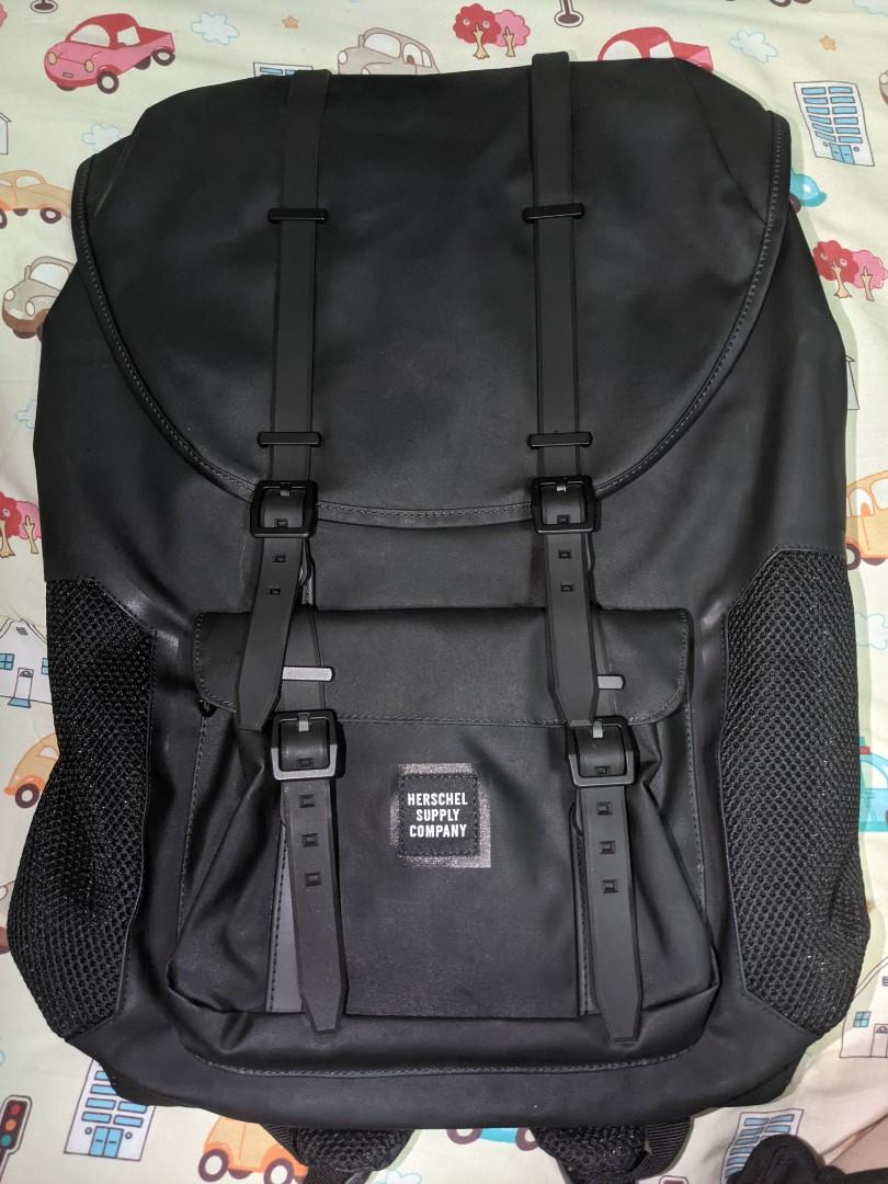 Herschel little america studio clearance