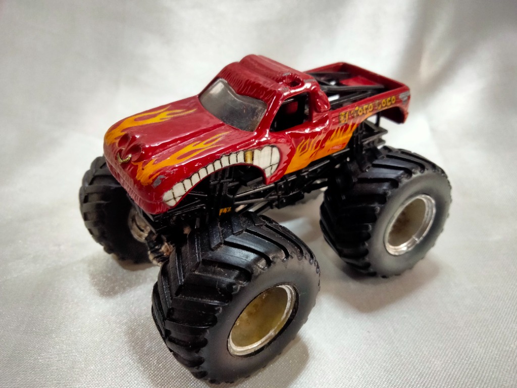 Hot wheels monster 2025 jam el toro loco