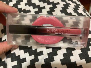 Huda Beauty Demi Matte Cream Lipstick