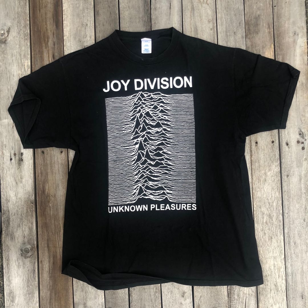 Joy Division - Unknown Pleasure - Vintage, Fesyen Pria, Pakaian , Atasan Di  Carousell