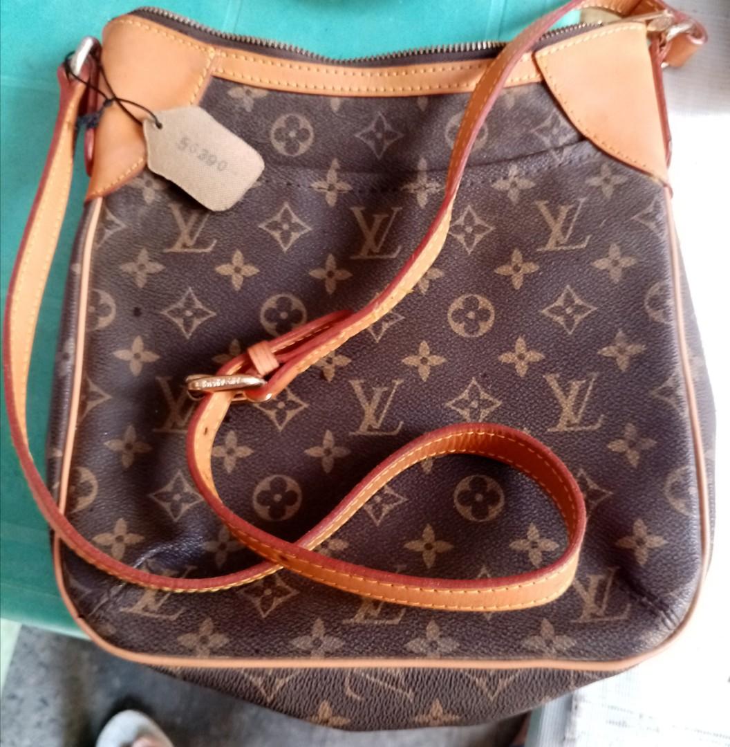 Replica LV Bag, Women's Fashion, Bags & Wallets on Carousell