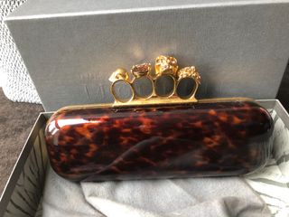 (Category: ) located in . Submitted by kcloset10 (Listing ID 1100490726, Image 1). Description: .