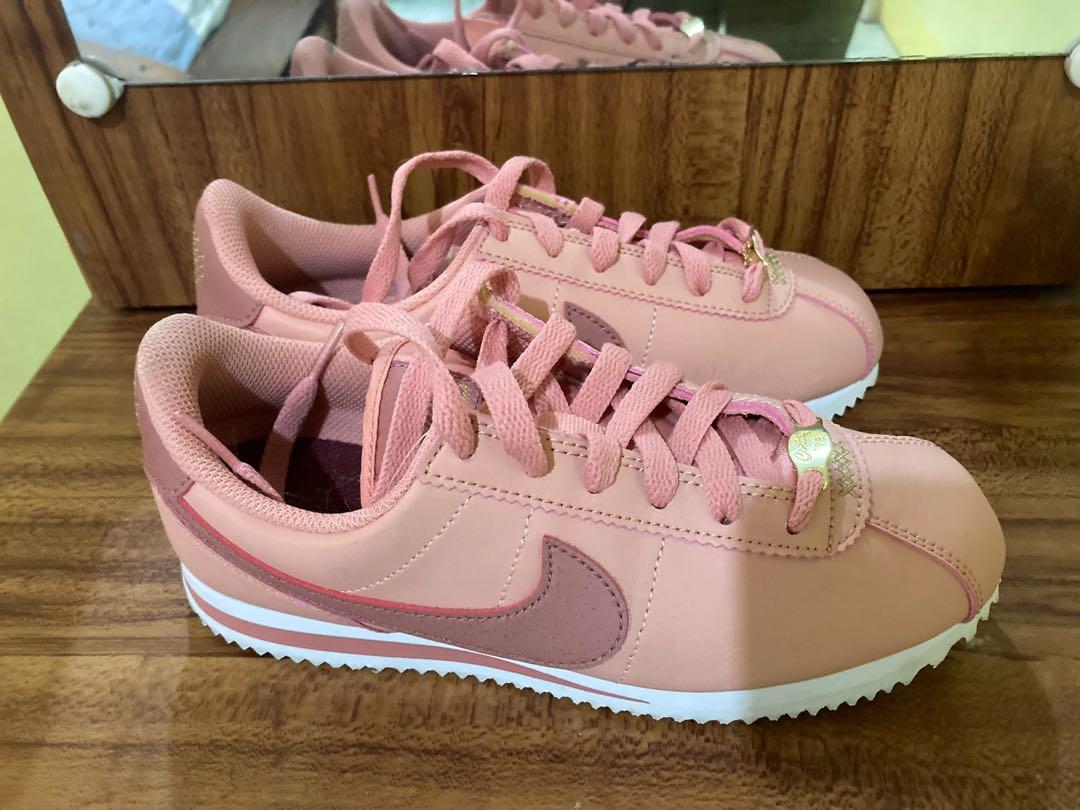 Rosegold Nike Cortez, Women's Fashion, Footwear, Sneakers on Carousell