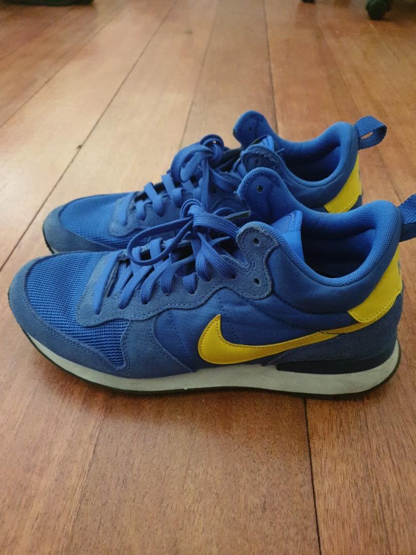 Nike Internationalist Mid (Royal Blue) (Category: Sneakers) located in Quezon City. Submitted by n8anrey (Listing ID 1100451076, Image 2). Description: Barely Used. Certified Authentic..