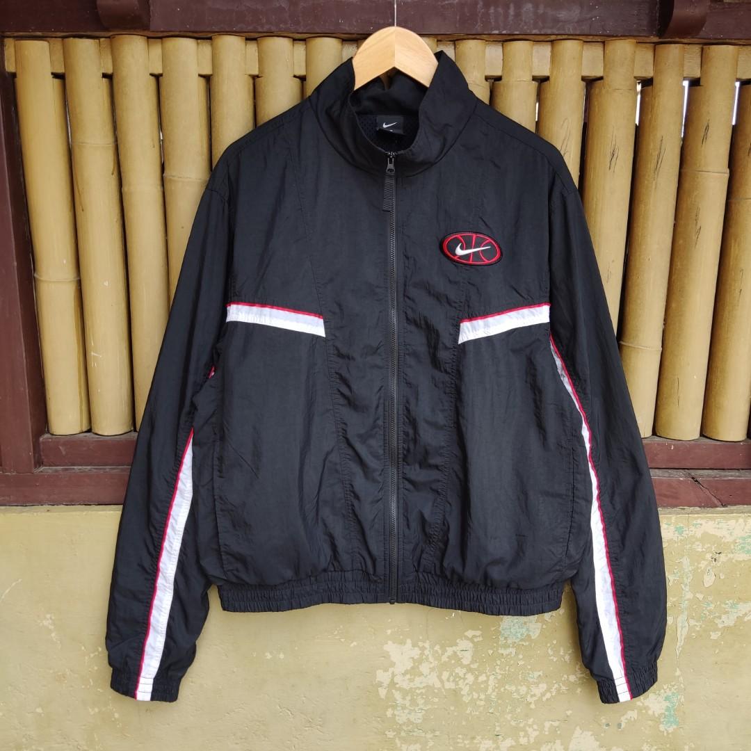 Nike Throwback Men's Coats, and Outerwear on Carousell
