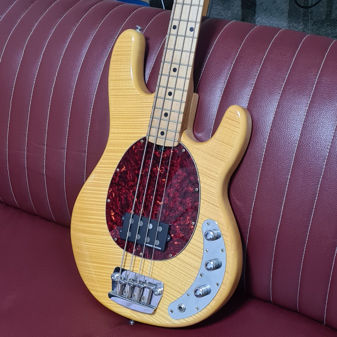Olp musicman top