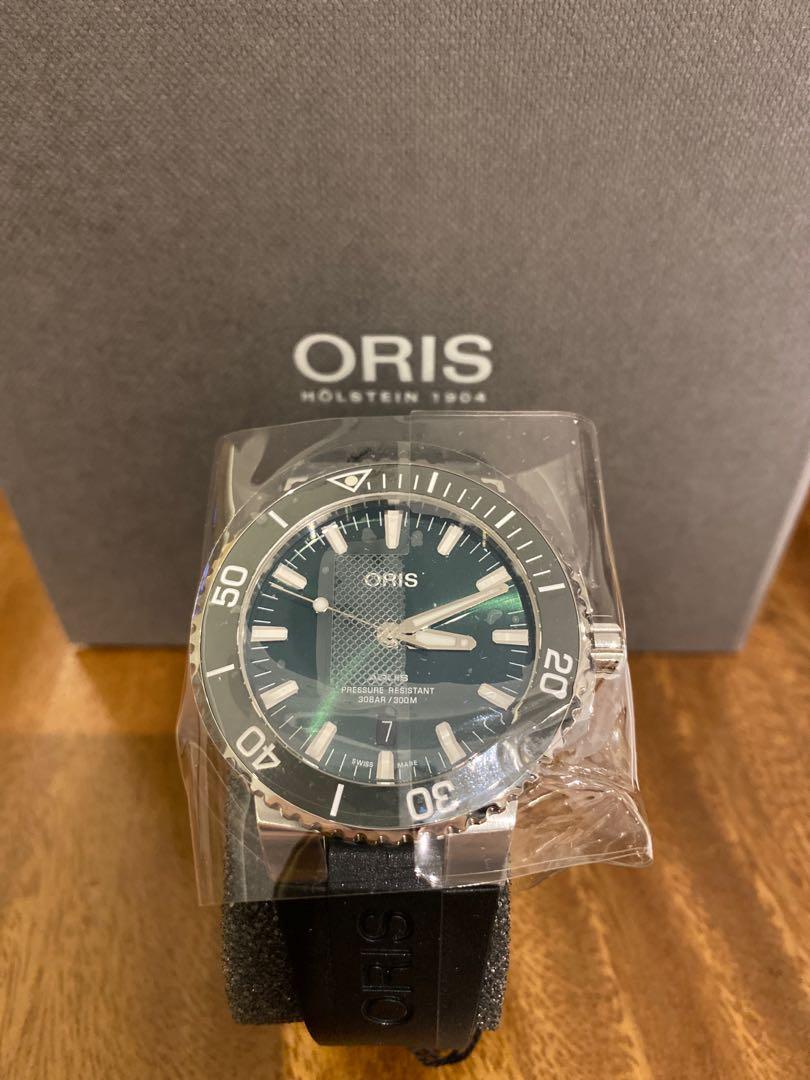 Oris Aquis date green dial rubber strap Men s Fashion Watches