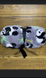 Panda throw