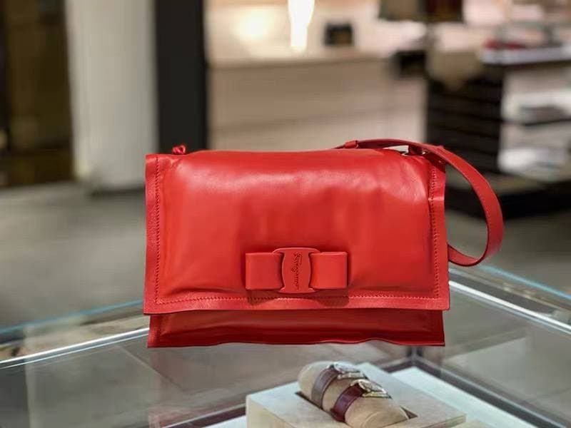 Salvatore ferragamo sale handbag malaysia
