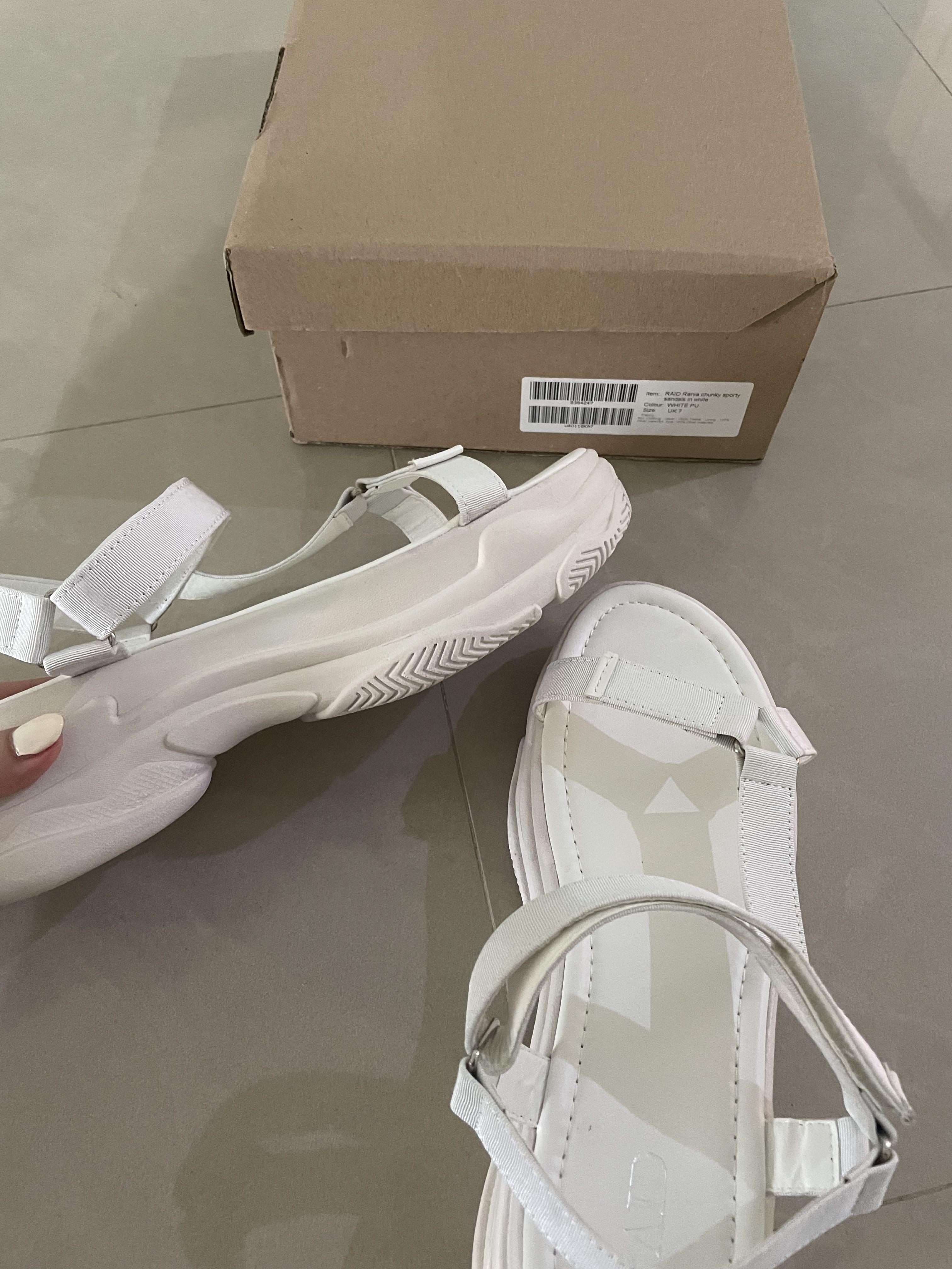 Chunky hotsell sporty sandals