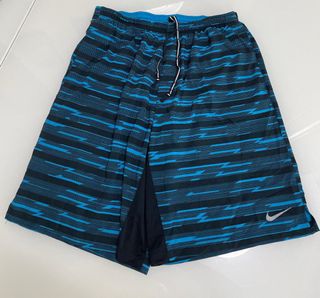 （分類：）位於 。 由 thornandsmith 提交（商品編號 1100535189，圖片 1）。簡介： 。