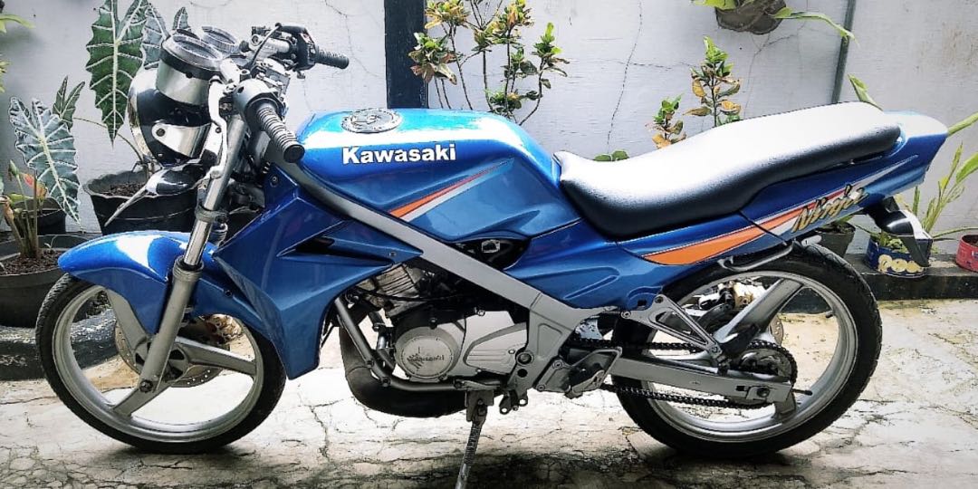Ninja sales r 2005