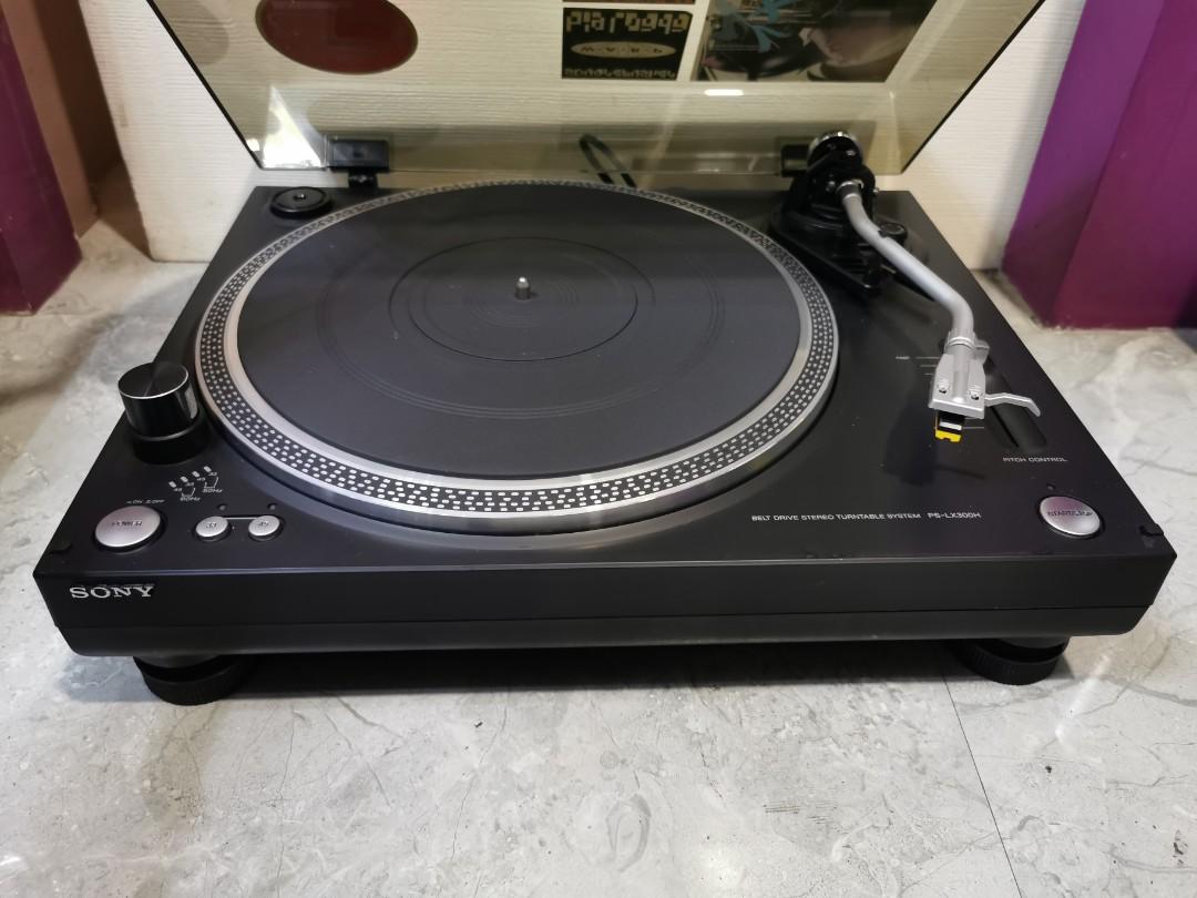 Sony PS-LX300h DJ turntable (Category: Other Audio Equipment) located in Caloocan City. Submitted by Lan_cab (Listing ID 1100505297, Image 2). Description: Sony PS-LX300H Belt drive, full manual All Original, complete Tested, Good working condition No repairs Ac100v P9,200.