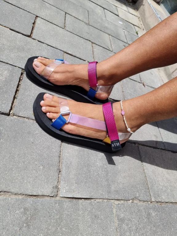 Steve madden henley sandals top