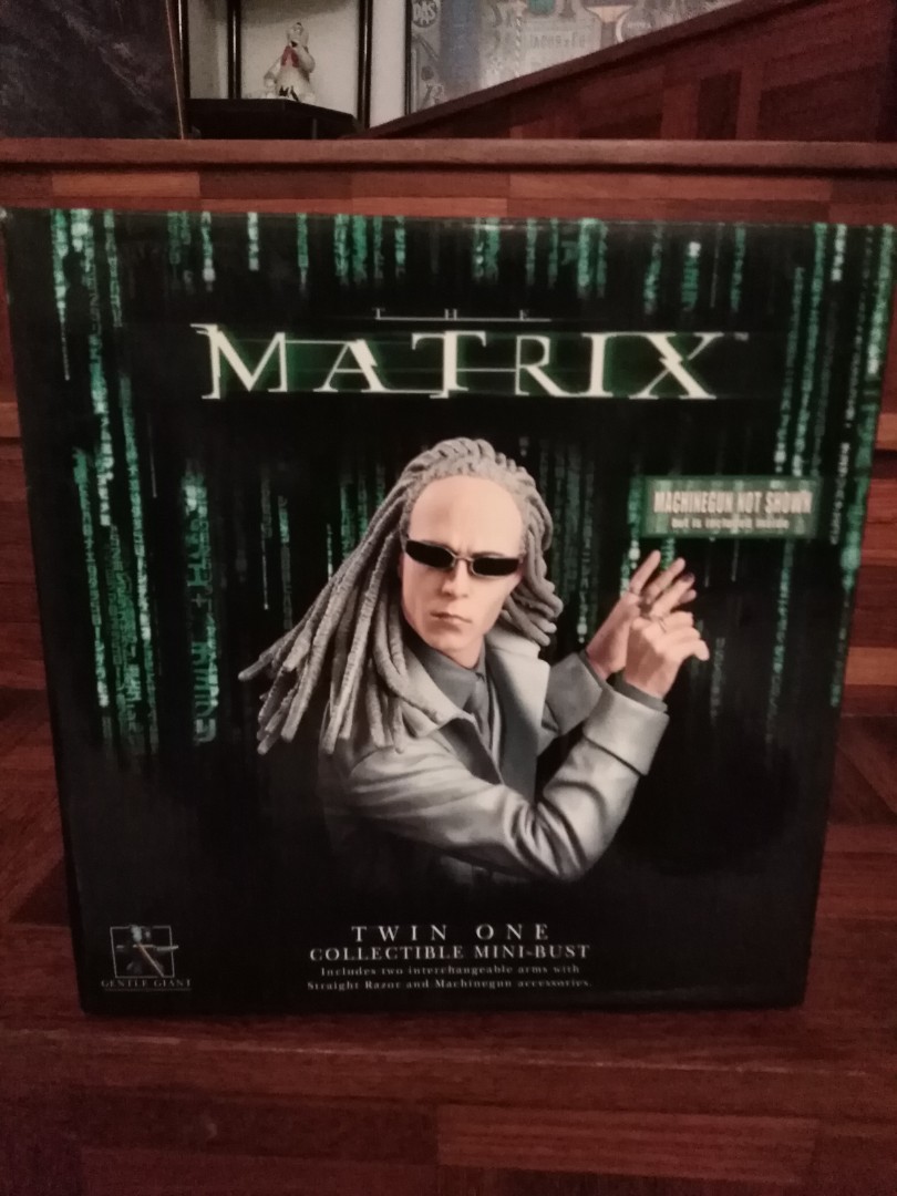 速くおよび自由な Twin Matrix The One Collectibles Toys, & Hobbies bust, mini その他