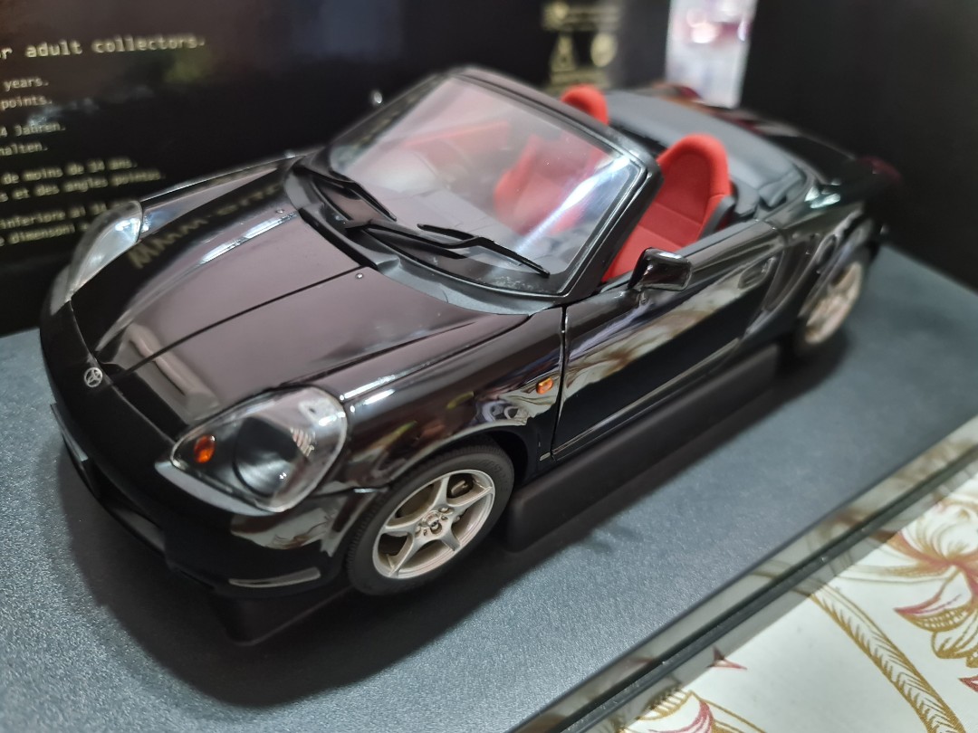 Toyota mr2 mrs spyder 2000 Black autoart 1:18, Hobbies & Toys 