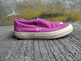 (Category: ) located in . Submitted by jobebe_ (Listing ID 1100594428, Image 1). Description: .