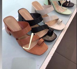 Vincci Heels Size 7 (size 38-39)