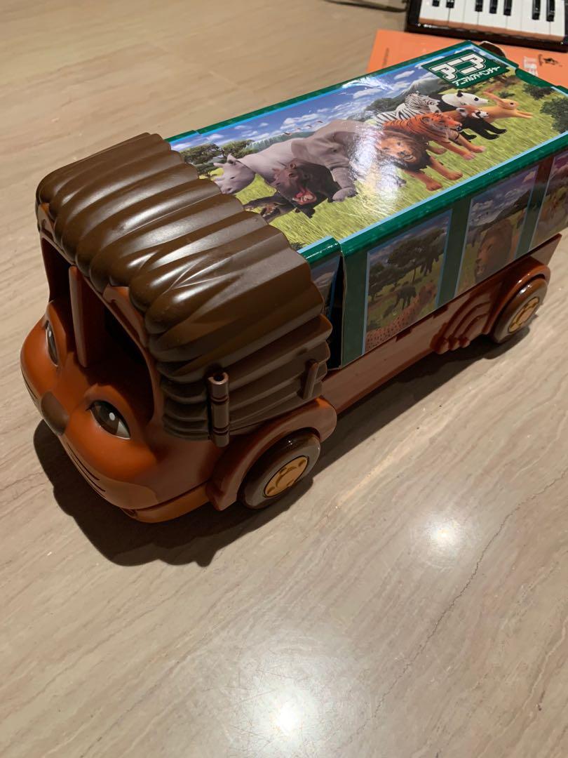 24 TAKARA TOMY tomica animals with Zoo bus, Hobbies & Toys, Toys