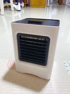 (Category: ) located in . Submitted by qing.store (Listing ID 1100729541, Image 1). Description: .
