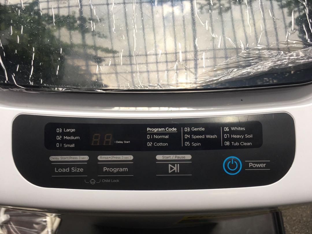 Black & Decker Portable Mini 0.84 Cu. Ft. Washing Machine BPWH84W