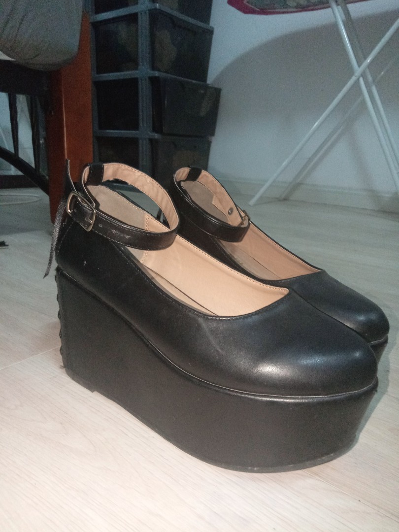 Catena købmand replika black platform ballerina shoes boots, Women's Fashion, Shoes on Carousell