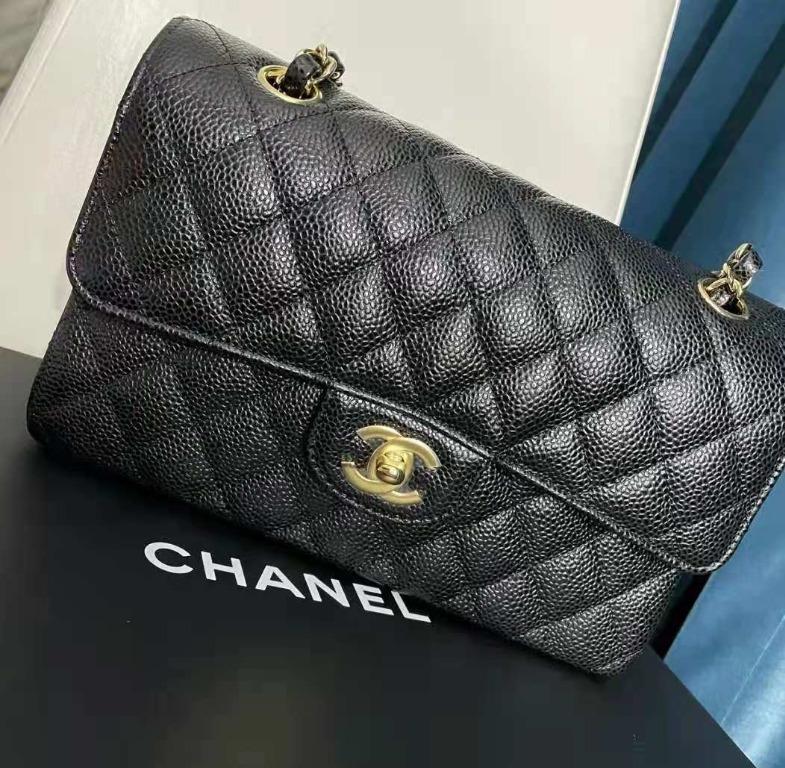 chanel classic flag small size