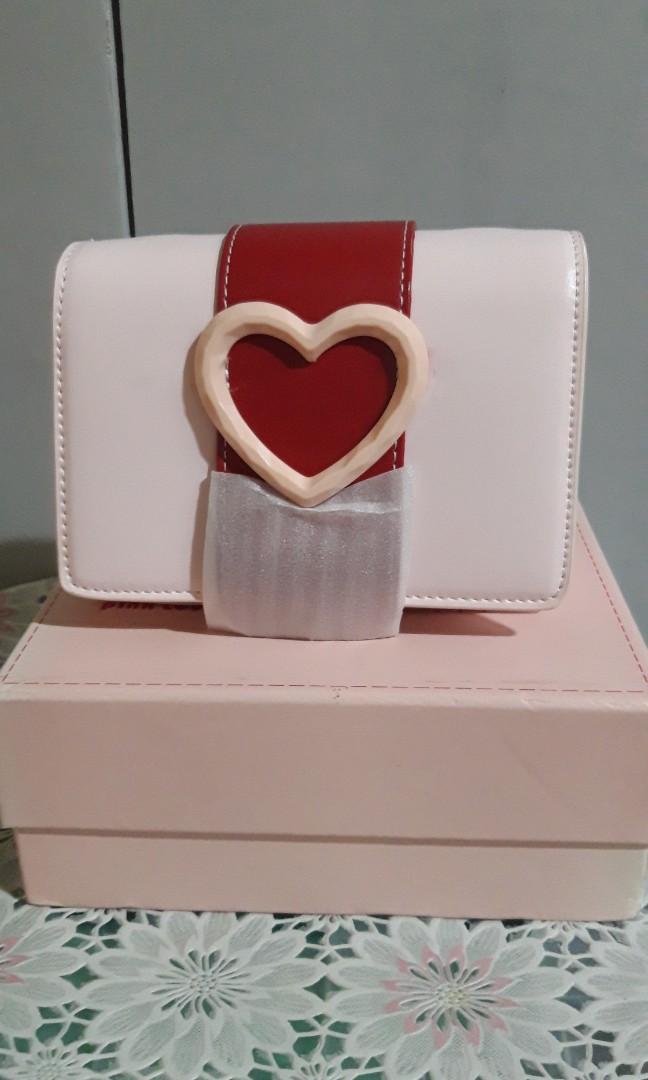 Charles keith deals heart bag