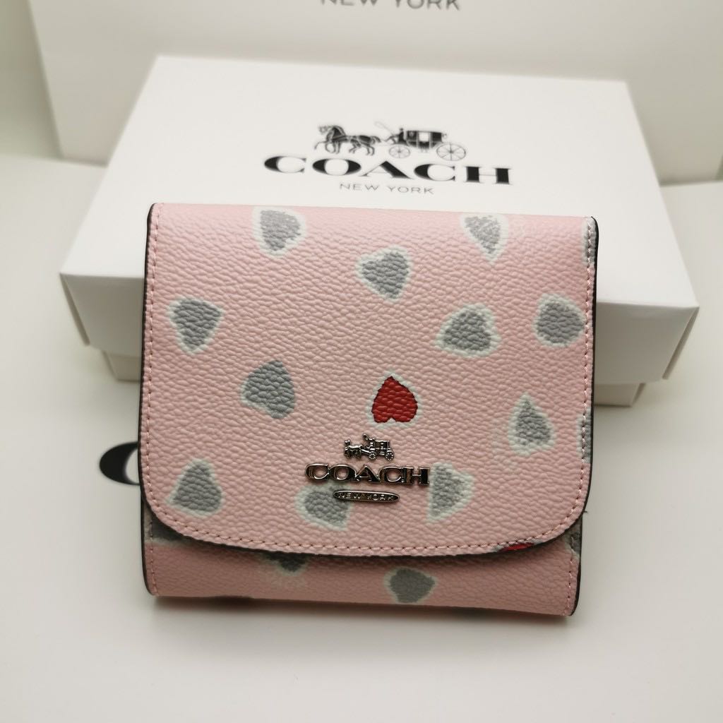 Coach best sale wallet heart
