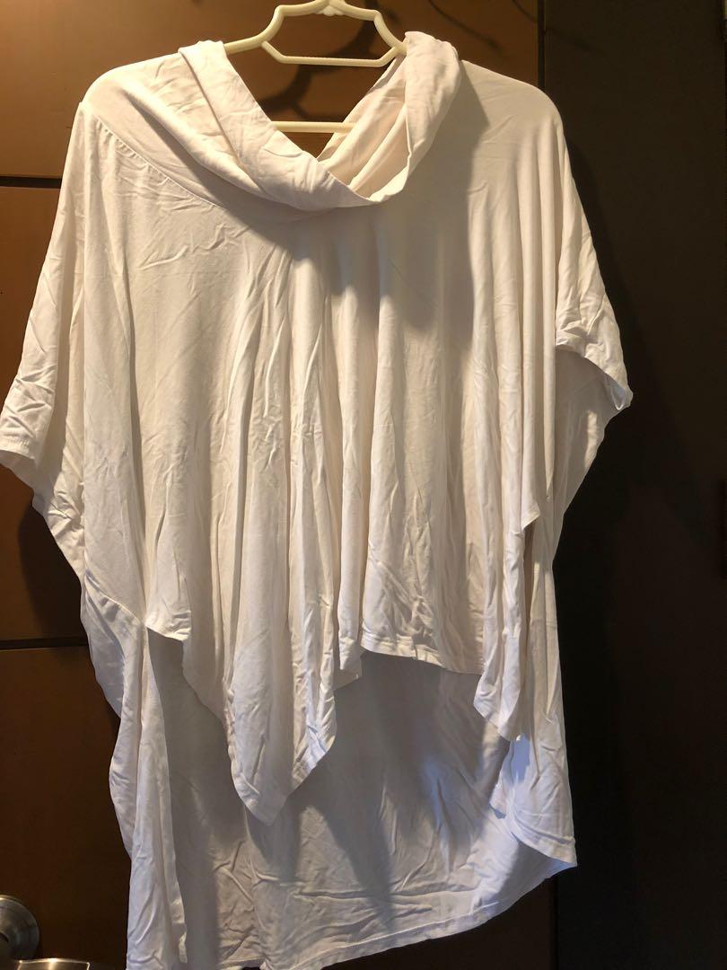 Elin Maternity and Nursing Cowl Neck Top (Category: Maternity wear) located in Marikina City. Submitted by cleverocean_14ab5c (Listing ID 1100684610, Image 1). Description: Used 3x only.