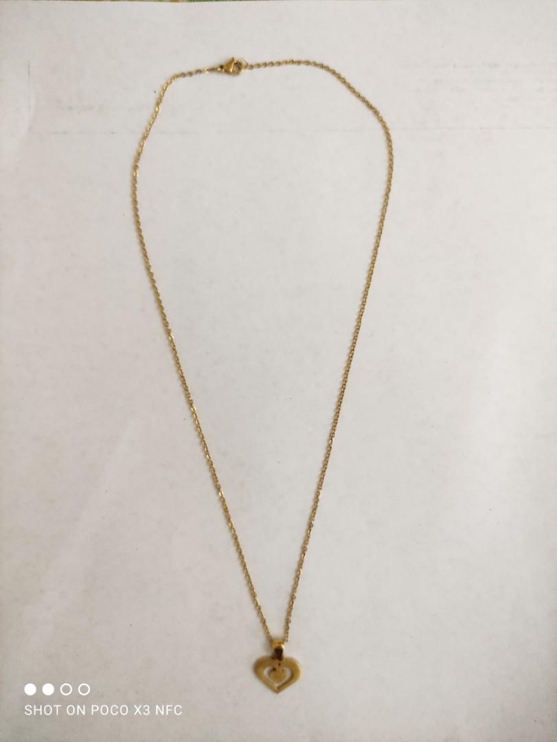 Fancy Gold Necklace (Category: Necklaces) located in San Pedro. Submitted by recitea (Listing ID 1100704476, Image 1). Description: I am selling my pre-loved fancy gold necklace. Just used it twice. RFS: de cluttering my closet Length : 10 inches MOP: gcash.