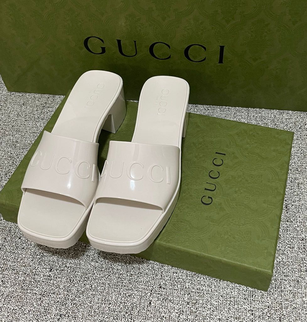 Gucci Jelly Sandals (PREORDER), Luxury, Sneakers & Footwear on Carousell