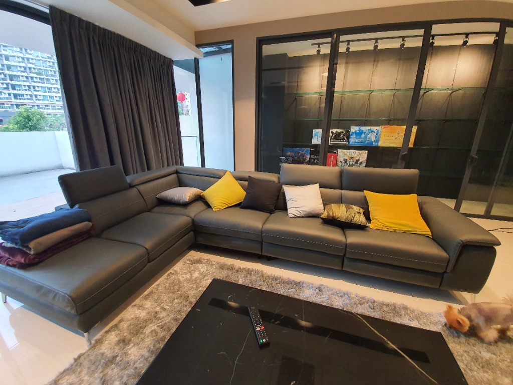 Leather sofa outlet harvey norman