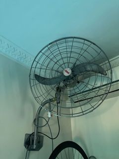 (Category: ) located in . Submitted by garagepalace (Listing ID 1100635454, Image 1). Description: .