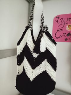 (Category: ) located in . Submitted by lyreshcrochet (Listing ID 1100725699, Image 1). Description: .
