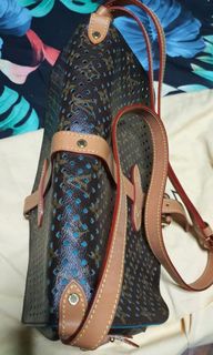 (Category: ) located in . Submitted by fashaz (Listing ID 1100700141, Image 1). Description: .