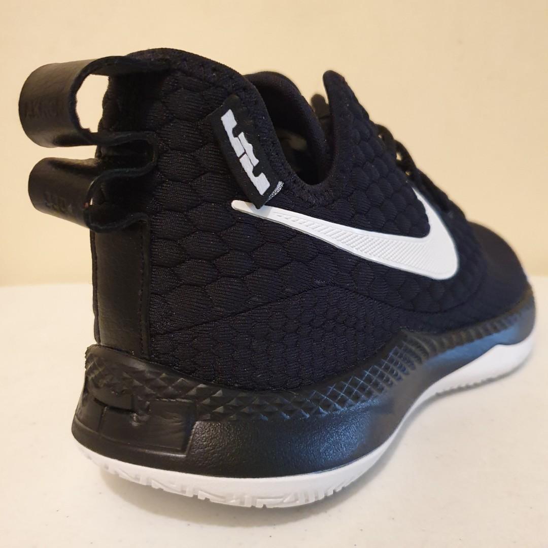 Men's lebron witness top iii ep basketball shoes