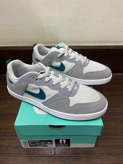 (Category: ) located in . Submitted by nikebyme (Listing ID 1100740299, Image 1). Description: .