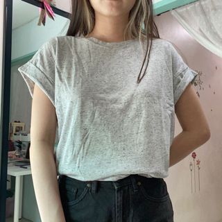 (Category: ) located in . Submitted by annalyntanx (Listing ID 1100707640, Image 1). Description: .