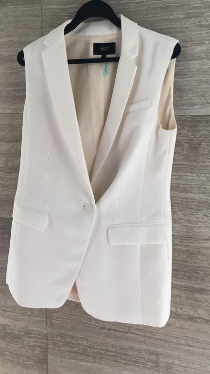 White sleeveless jacket discount